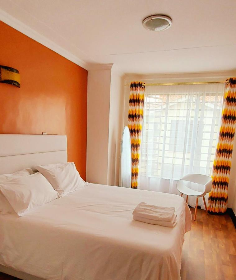Pleasant Nest Homestay Near Jkia Airport And Sgr Station Nairobi Exterior foto
